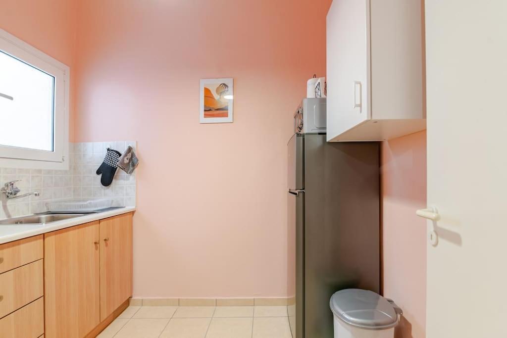 Seaside Escape Apartments - Poseidon Palaiá Fókaia Eksteriør billede